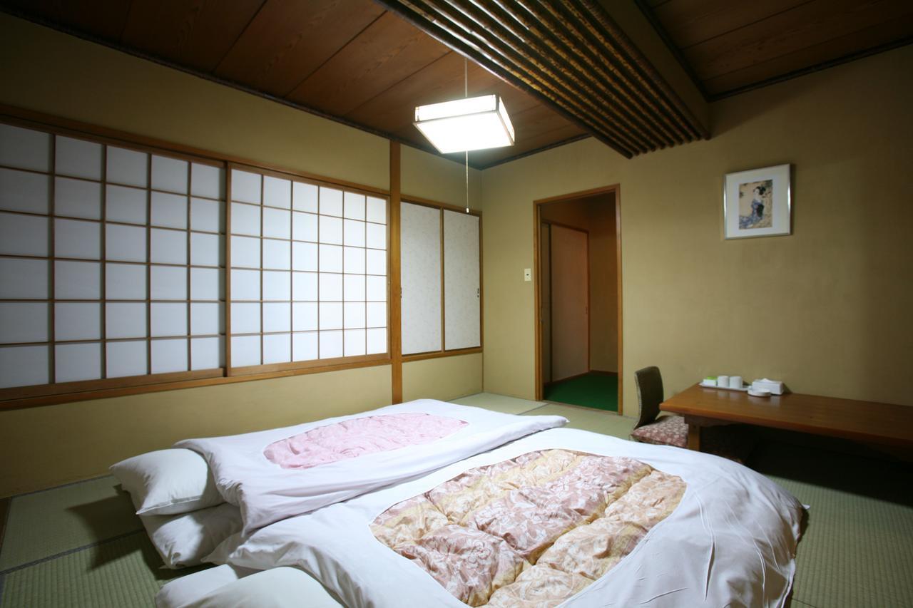 Takasaki Ekimae Plaza Hotel Exterior photo